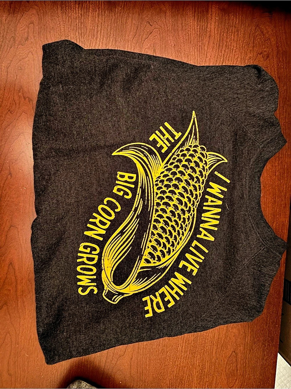 Independent Graphic sweatshirt  in Black & Yellow Size Medium